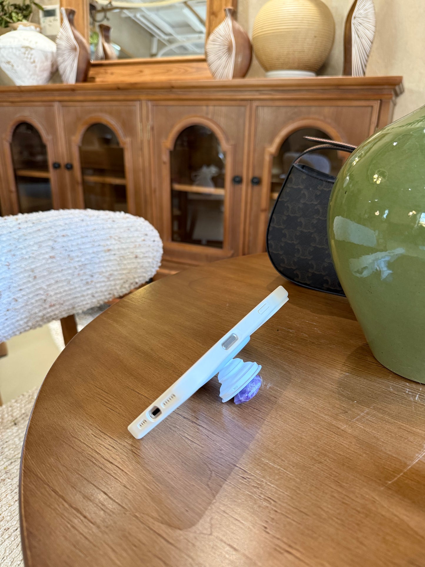 Amethyst hexagram magnetic phone stand white version