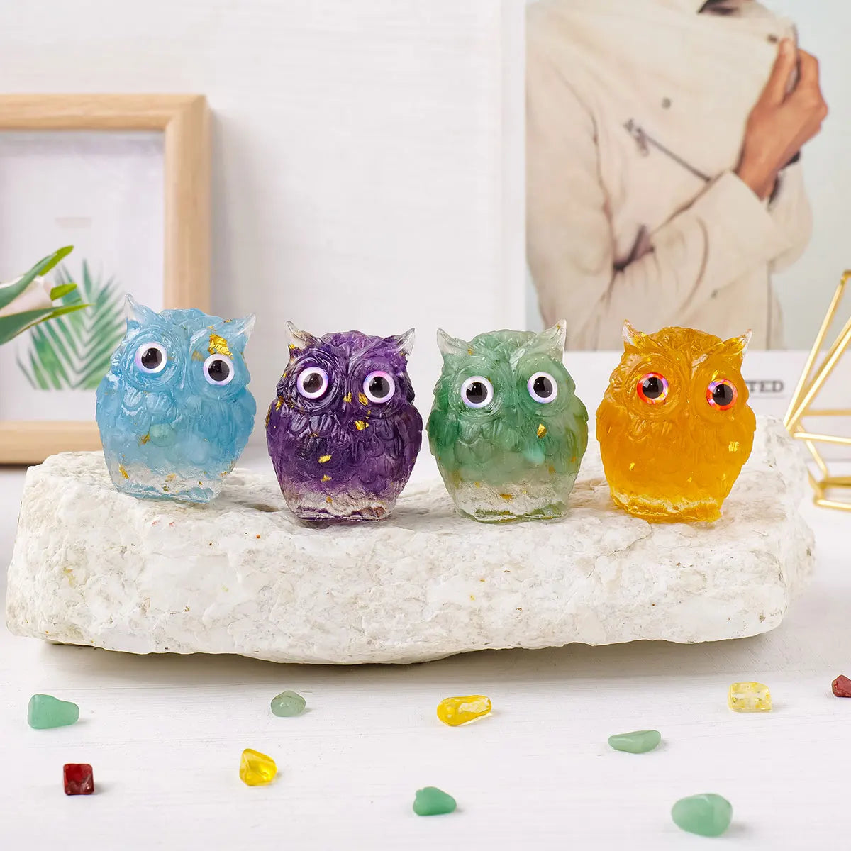 owl gemstone carving