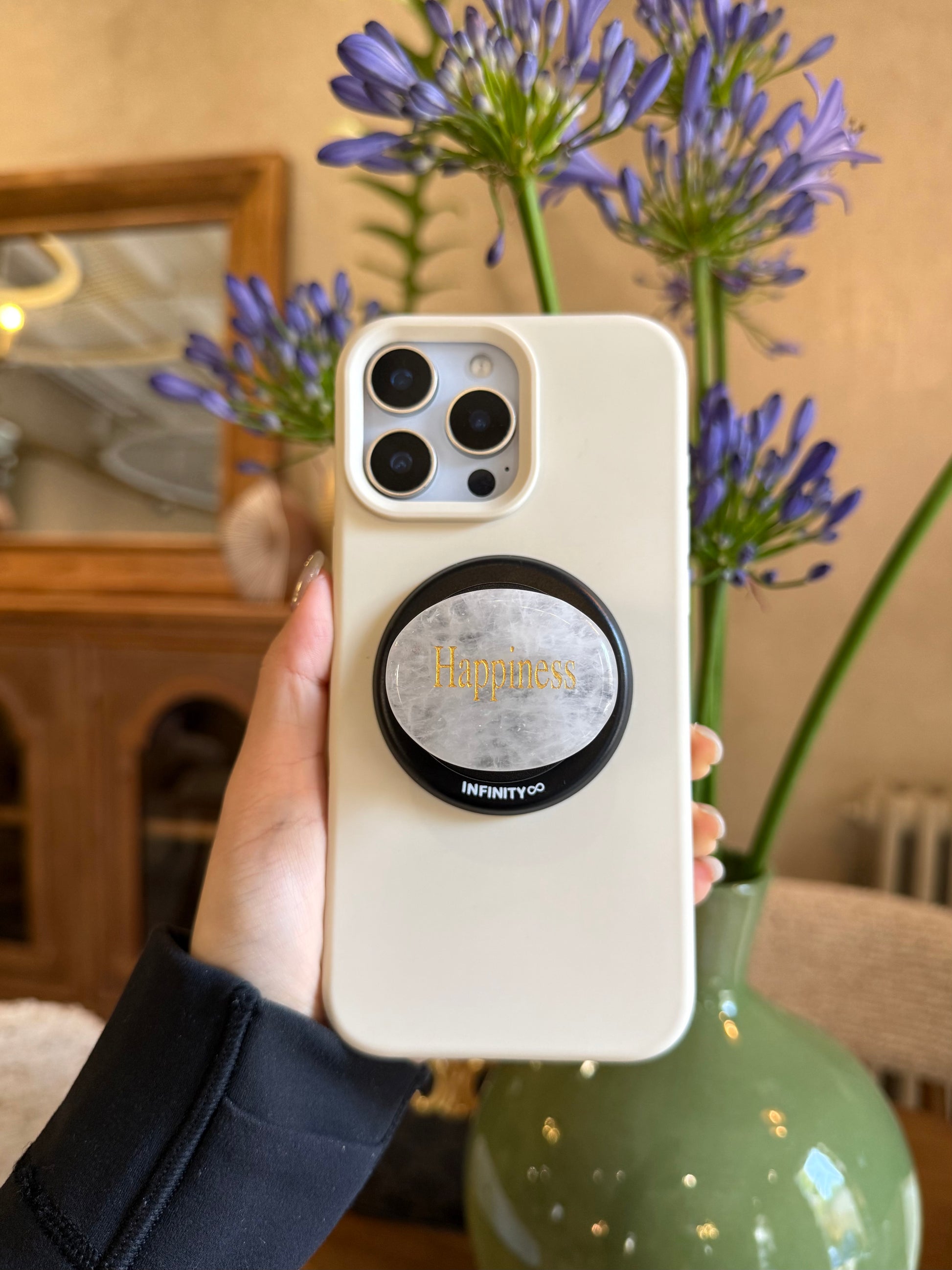 Mindfulness Grip Stand with White Quartz-black stand